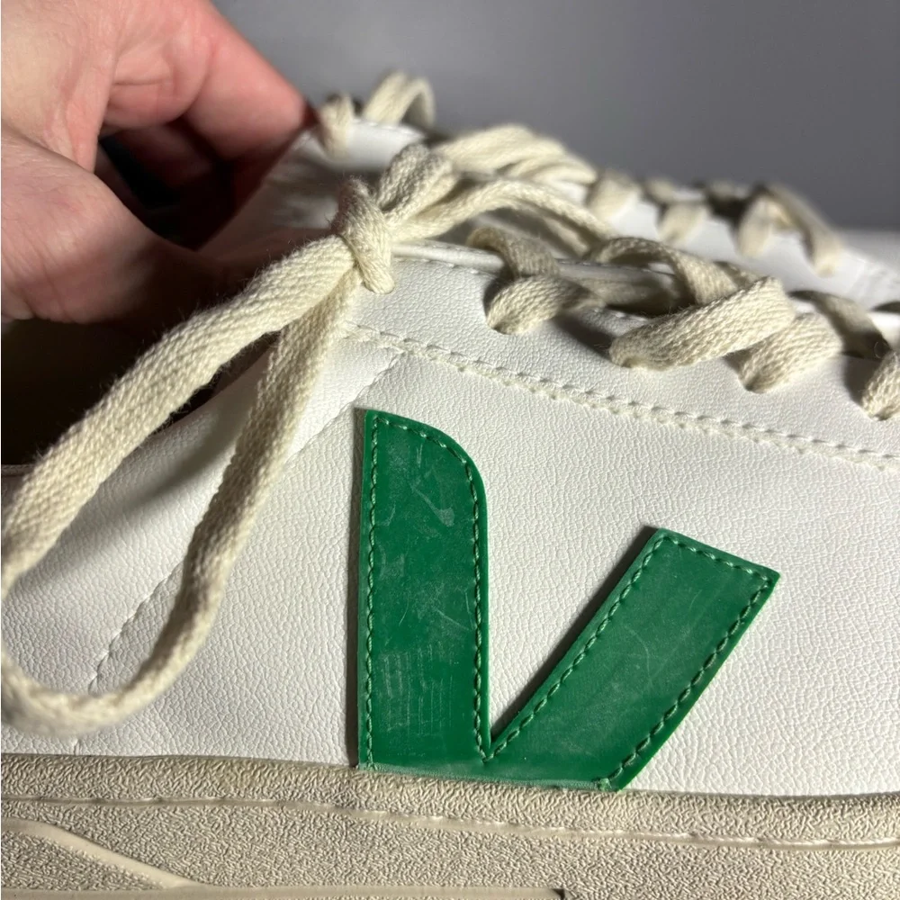 Veja Urca Cwl White Emeraude Sneakers Women’s Size 11 - Picture 4 of 9